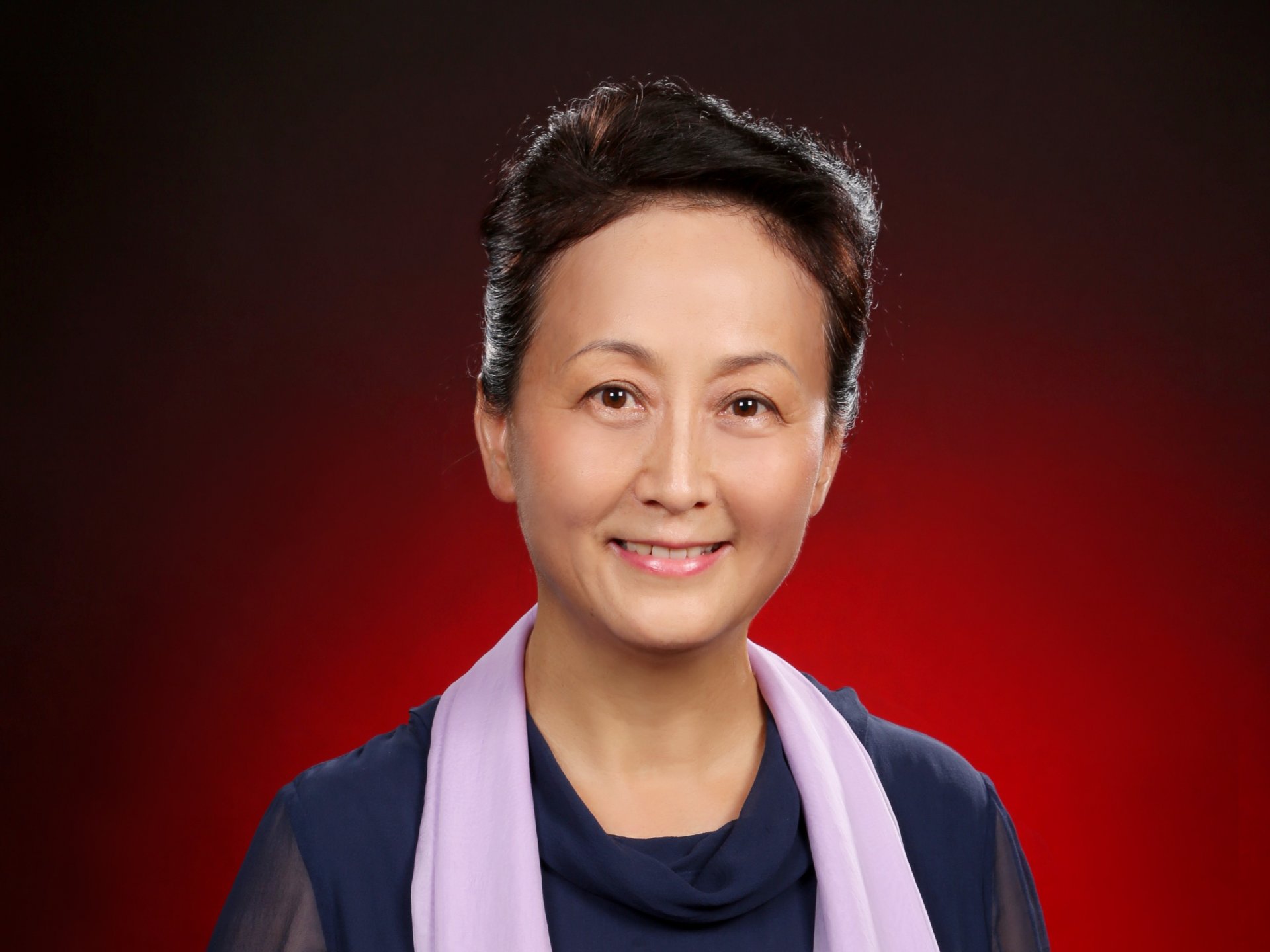 以“立德树人成就奖”树立从教30年以