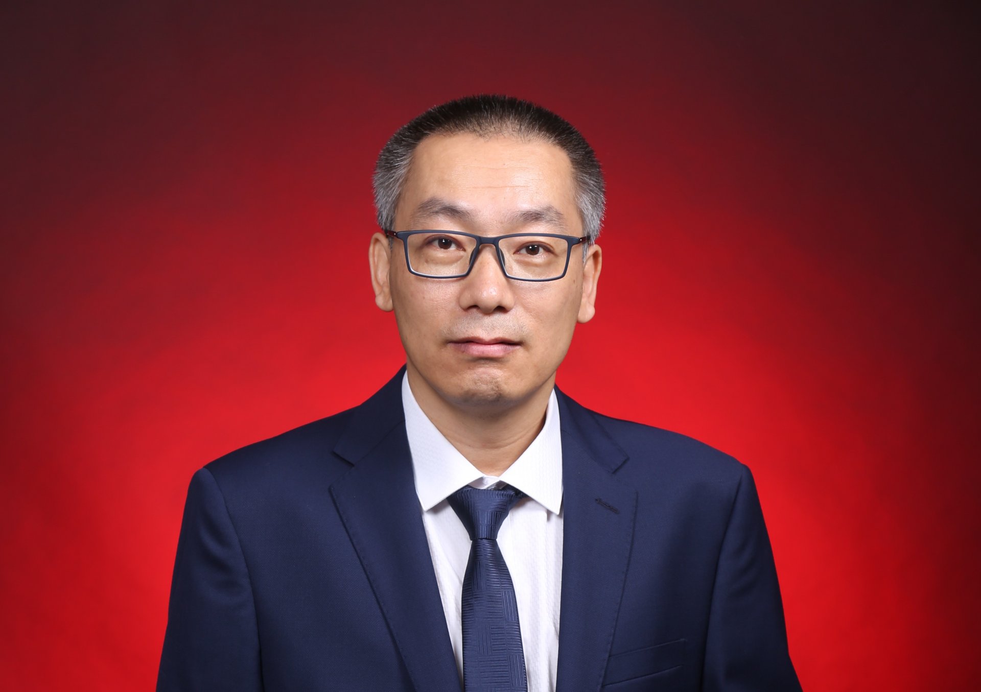 撰写新编《材料力学》教材主体部分