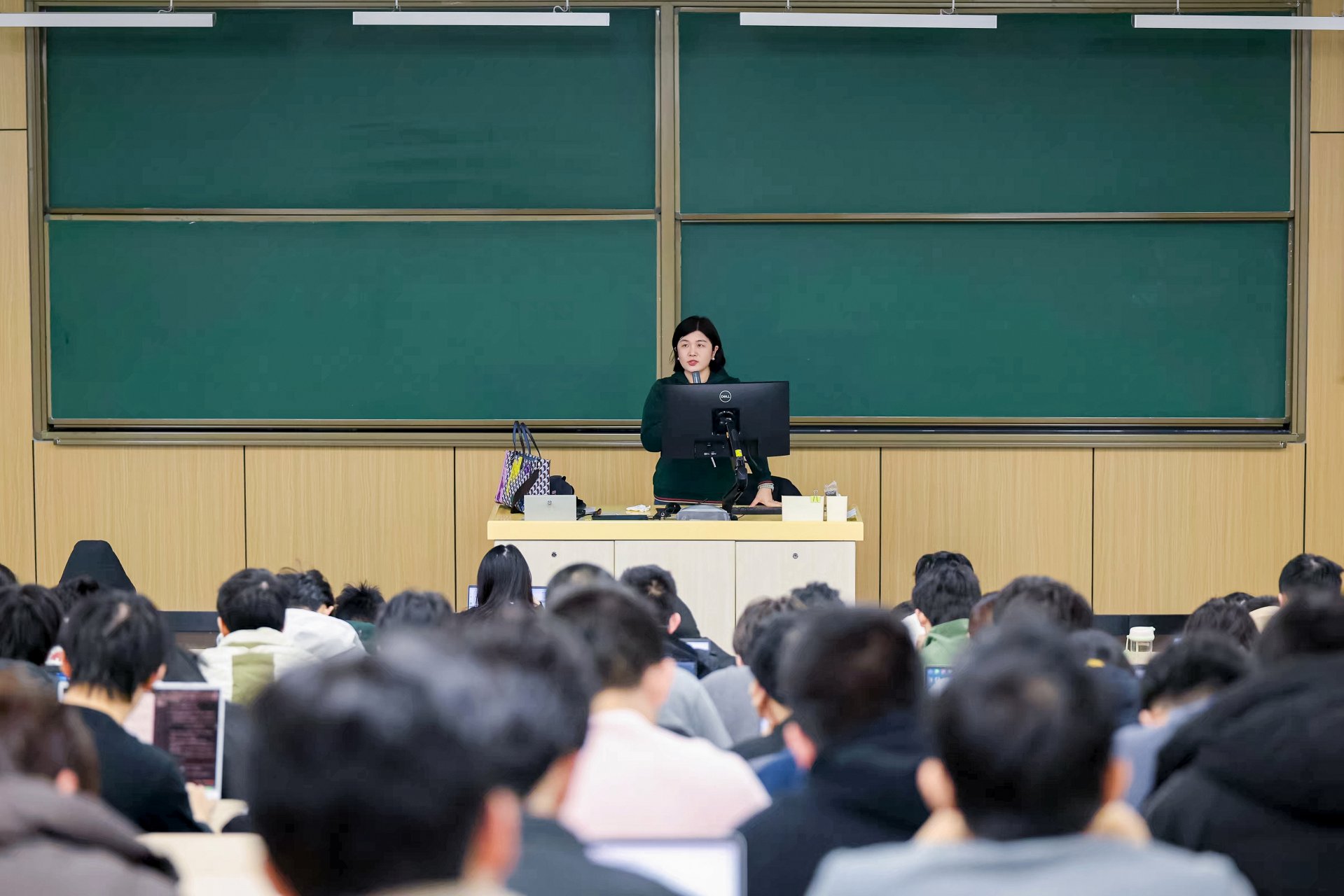 新学期的中原体育下载使用方法校园
