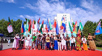 拓展和深化与国际著名高等中原体育官网